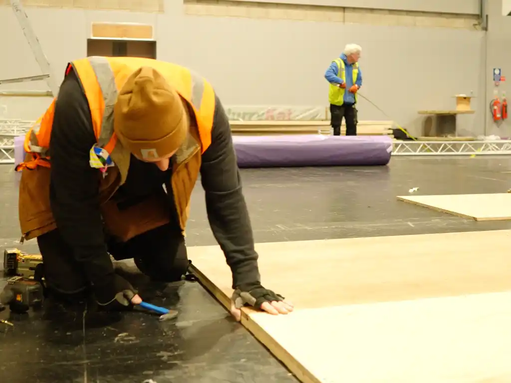 Exhibition stand build