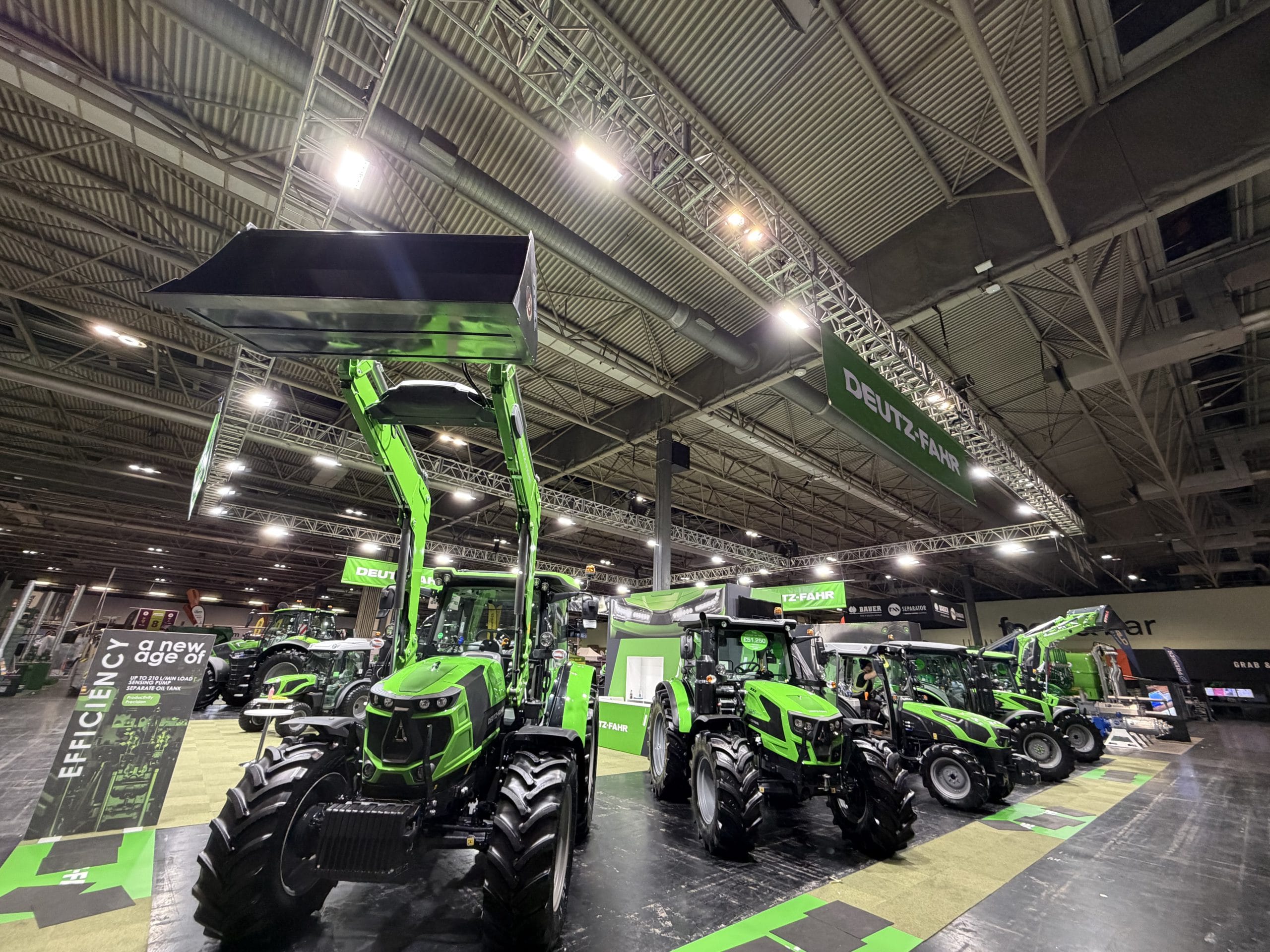 Why Custom Exhibition Stands Still Lead the Industry
